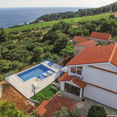 In With Wifi Holiday home